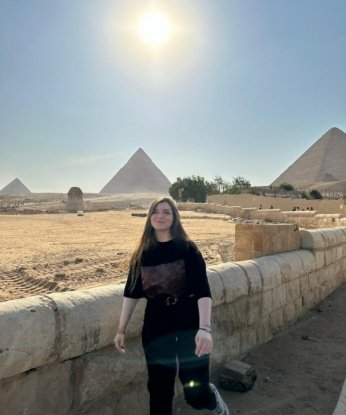 Молодая, стройная красотка ждет встречи с достойным мужчиной. Приглашу к себе в гости для ярких и незабываемых впечатлений. Делаю все с огоньком и страстью. Звони, не пожалеешь! 8486, 23 года